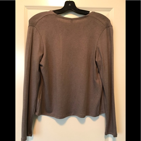 NEW Gilmour Crop Cardigan - Picture 2 of 4